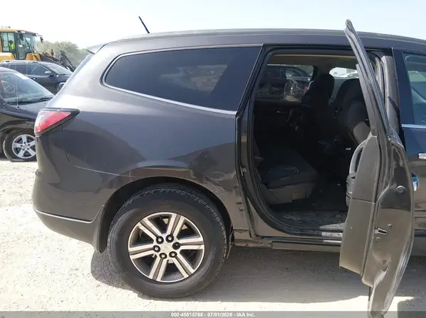 1GNKVGKD7HJ272660 2017 CHEVROLET TRAVERSE - Image 8