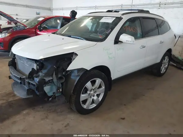 1GNKVGKD7HJ290351 2017 CHEVROLET TRAVERSE - Image 2