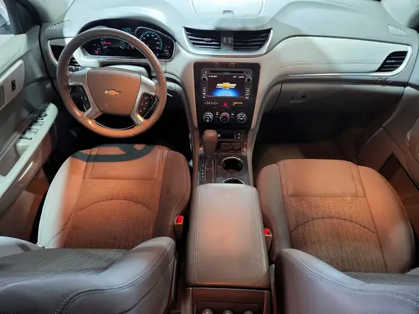 1GNKVGKD7HJ313014 2017 CHEVROLET TRAVERSE - Image 8