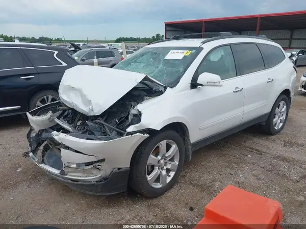 1GNKVGKD7HJ323526 2017 CHEVROLET TRAVERSE - Image 2