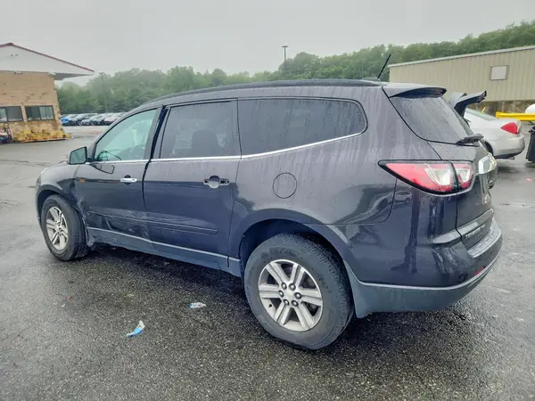 1GNKVGKD7HJ333893 2017 CHEVROLET TRAVERSE - Image 2
