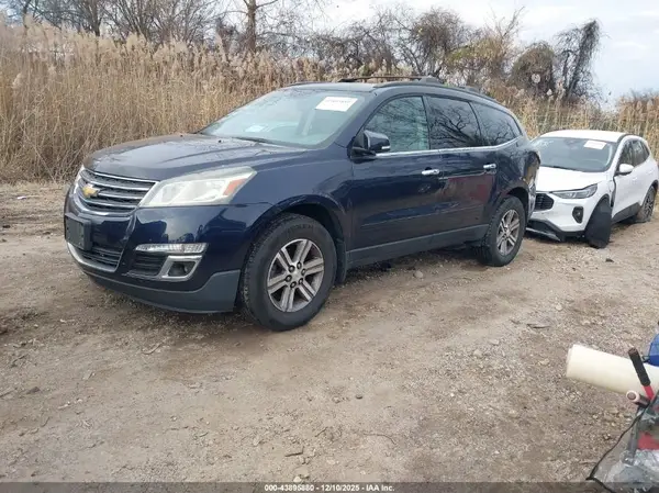 1GNKVGKD8GJ139873 2016 CHEVROLET TRAVERSE - Image 2