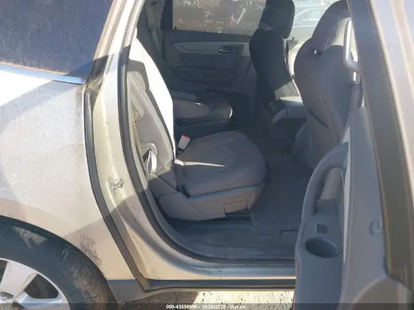 1GNKVGKD8GJ203085 2016 CHEVROLET TRAVERSE - Image 8