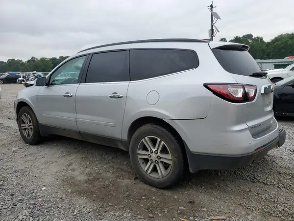 1GNKVGKD8HJ163303 2017 CHEVROLET TRAVERSE - Image 2