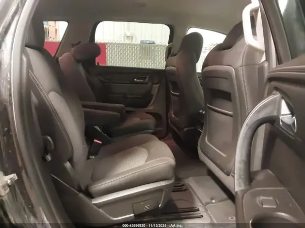 1GNKVGKD8HJ171448 2017 CHEVROLET TRAVERSE - Image 8