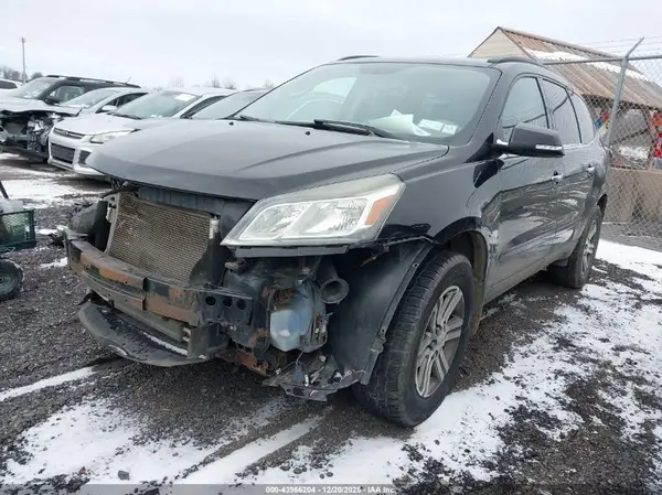 1GNKVGKD8HJ172597 2017 CHEVROLET TRAVERSE - Image 2