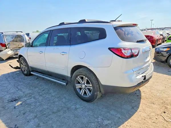 1GNKVGKD8HJ174401 2017 CHEVROLET TRAVERSE - Image 2