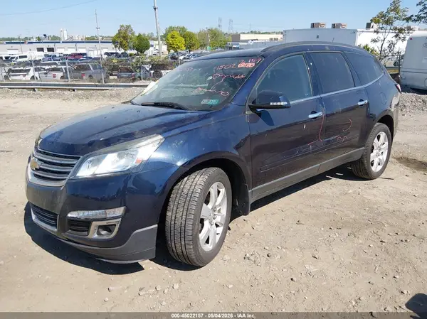 1GNKVGKD8HJ203847 2017 CHEVROLET TRAVERSE - Image 2