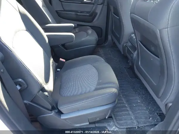 1GNKVGKD8HJ209213 2017 CHEVROLET TRAVERSE - Image 8