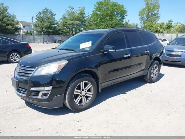 1GNKVGKD8HJ216484 2017 CHEVROLET TRAVERSE - Image 2