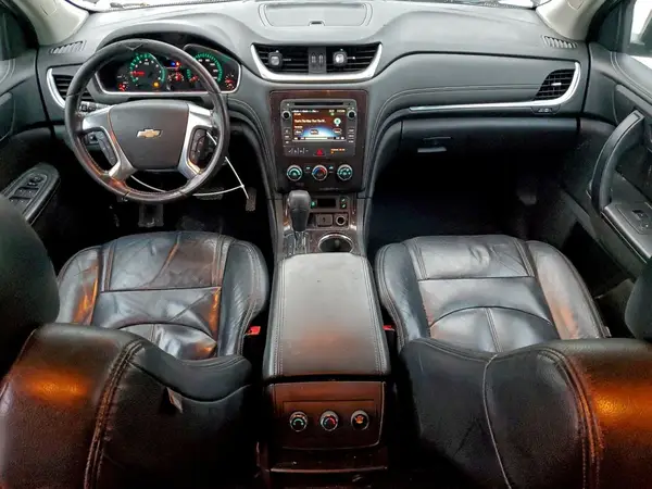 1GNKVGKD8HJ251025 2017 CHEVROLET TRAVERSE - Image 8