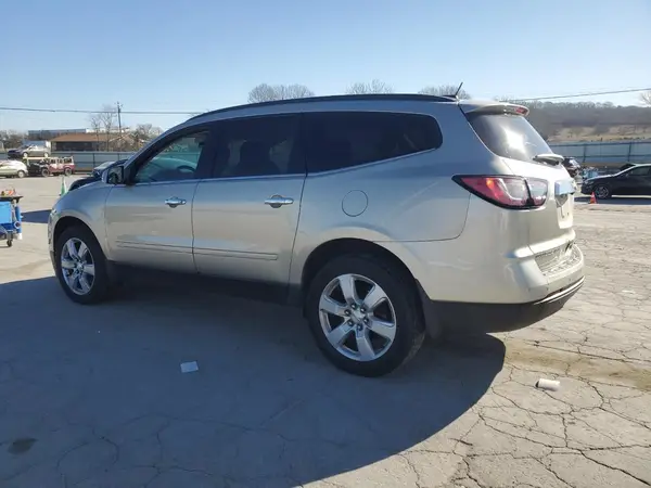 1GNKVGKD8HJ252045 2017 CHEVROLET TRAVERSE - Image 2