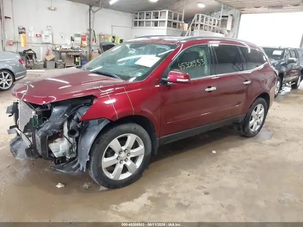 1GNKVGKD8HJ277866 2017 CHEVROLET TRAVERSE - Image 2