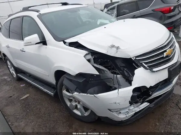 1GNKVGKD8HJ279696 2017 CHEVROLET TRAVERSE - Image 1