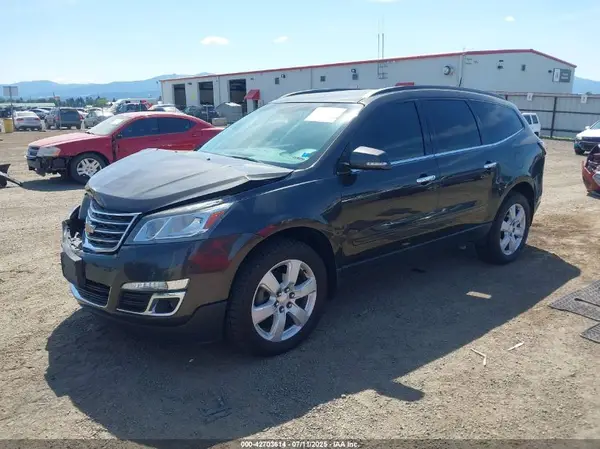 1GNKVGKD8HJ306542 2017 CHEVROLET TRAVERSE - Image 2
