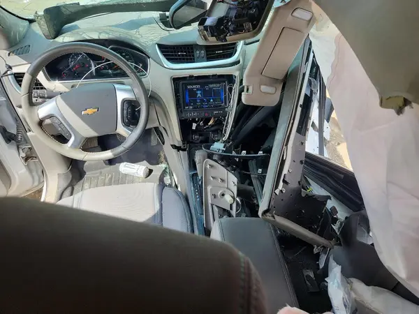 1GNKVGKD8HJ309103 2017 CHEVROLET TRAVERSE - Image 8