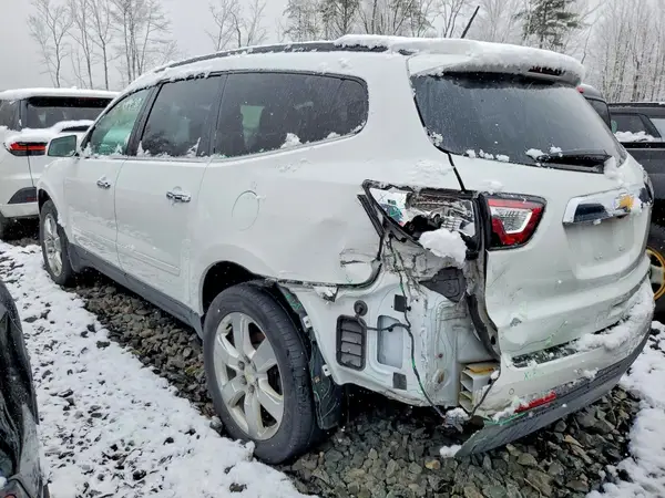 1GNKVGKD8HJ340738 2017 CHEVROLET TRAVERSE - Image 2
