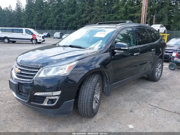 1GNKVGKD9HJ113199 2017 CHEVROLET TRAVERSE - Image 2
