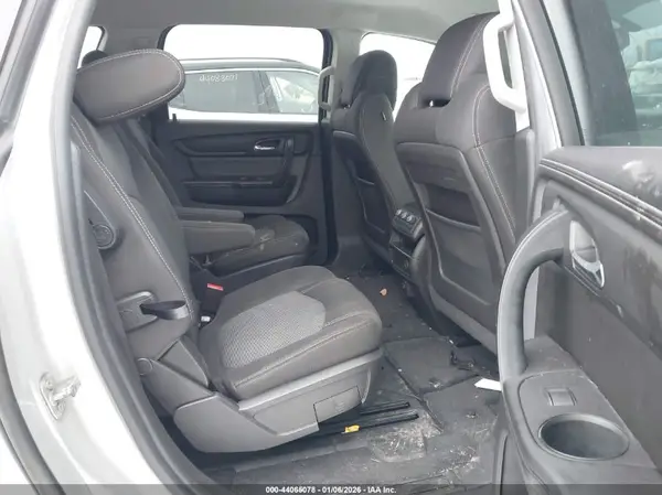 1GNKVGKD9HJ190087 2017 CHEVROLET TRAVERSE - Image 8