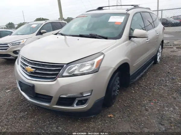 1GNKVGKD9HJ209611 2017 CHEVROLET TRAVERSE - Image 2