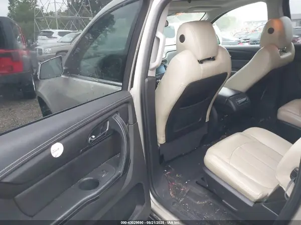 1GNKVGKD9HJ209611 2017 CHEVROLET TRAVERSE - Image 8