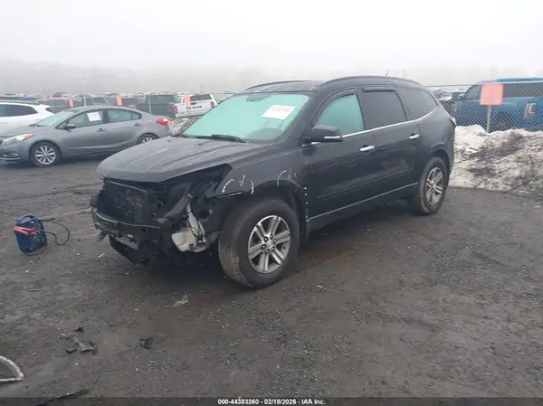 1GNKVGKD9HJ254452 2017 CHEVROLET TRAVERSE - Image 2