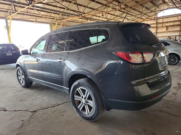 1GNKVGKD9HJ264107 2017 CHEVROLET TRAVERSE - Image 2