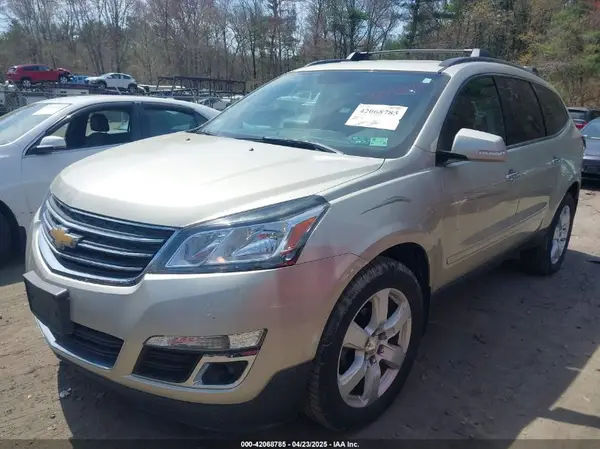 1GNKVGKD9HJ270036 2017 CHEVROLET TRAVERSE - Image 2