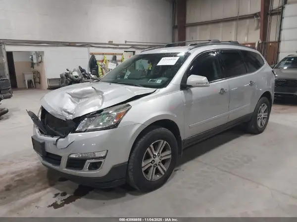1GNKVGKD9HJ271994 2017 CHEVROLET TRAVERSE - Image 2
