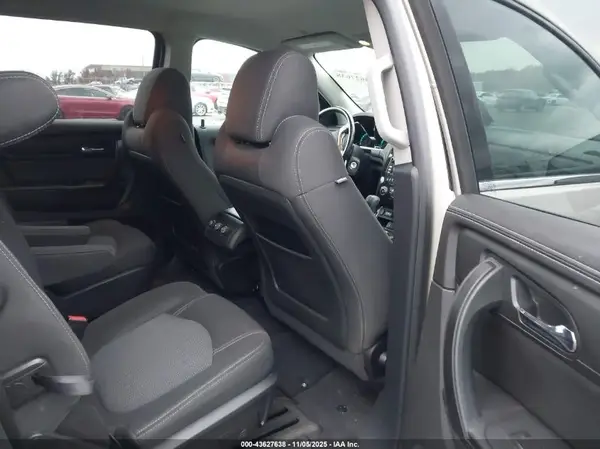 1GNKVGKD9HJ276919 2017 CHEVROLET TRAVERSE - Image 8