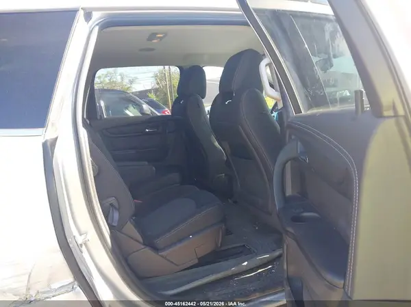1GNKVGKD9HJ301320 2017 CHEVROLET TRAVERSE - Image 8