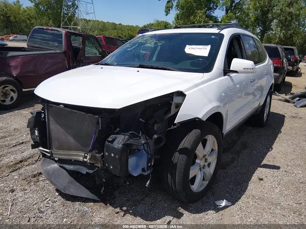 1GNKVGKD9HJ335290 2017 CHEVROLET TRAVERSE - Image 2