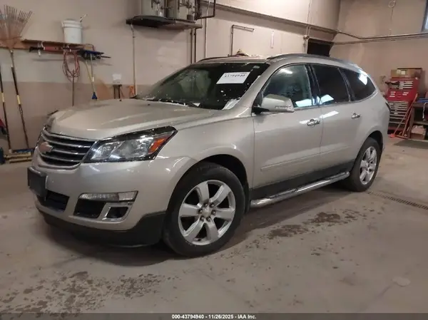 1GNKVGKDXGJ220552 2016 CHEVROLET TRAVERSE - Image 2