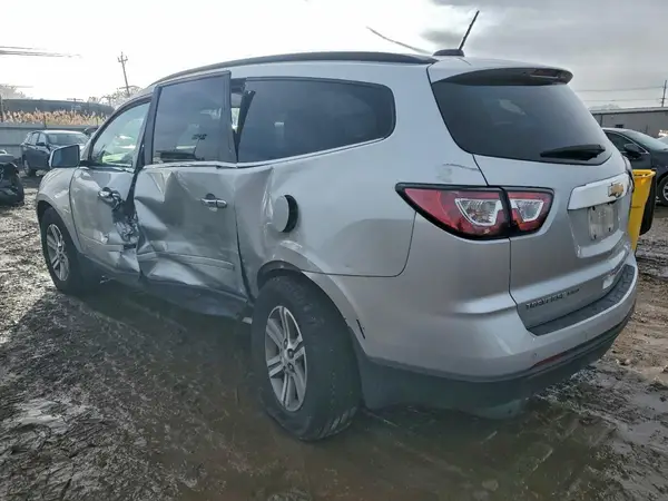 1GNKVGKDXHJ115818 2017 CHEVROLET TRAVERSE - Image 2
