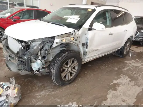 1GNKVGKDXHJ116175 2017 CHEVROLET TRAVERSE - Image 2