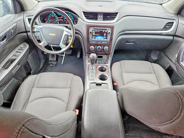 1GNKVGKDXHJ127581 2017 CHEVROLET TRAVERSE - Image 8