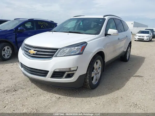 1GNKVGKDXHJ147524 2017 CHEVROLET TRAVERSE - Image 2