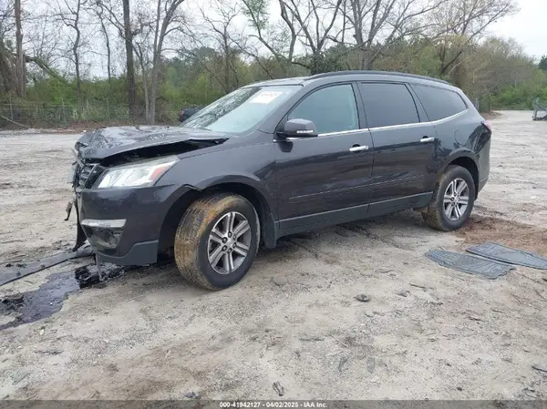 1GNKVGKDXHJ164422 2017 CHEVROLET TRAVERSE - Image 2