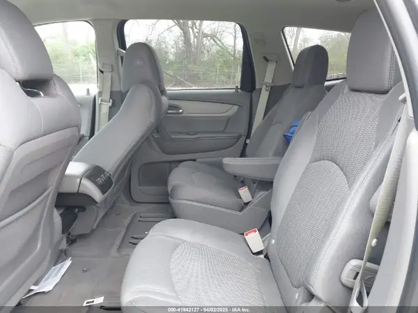 1GNKVGKDXHJ164422 2017 CHEVROLET TRAVERSE - Image 8