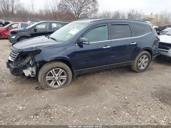1GNKVGKDXHJ238499 2017 CHEVROLET TRAVERSE - Image 2