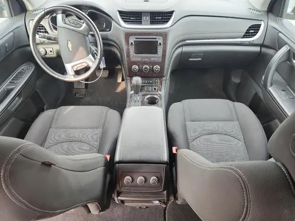 1GNKVGKDXHJ323570 2017 CHEVROLET TRAVERSE - Image 8