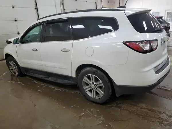 1GNKVGKDXHJ332365 2017 CHEVROLET TRAVERSE - Image 2