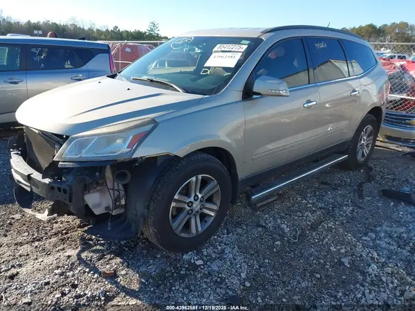 1GNKVHKD0GJ113659 2016 CHEVROLET TRAVERSE - Image 2