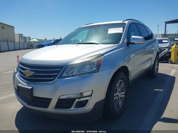 1GNKVHKD0GJ128145 2016 CHEVROLET TRAVERSE - Image 2