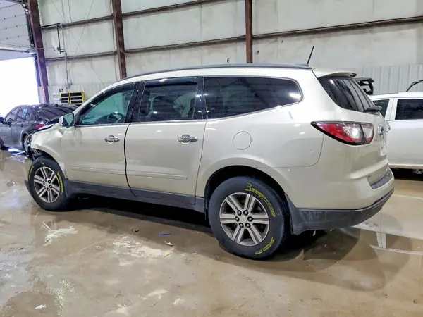 1GNKVHKD0GJ225023 2016 CHEVROLET TRAVERSE - Image 2