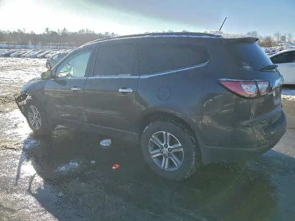 1GNKVHKD0GJ226267 2016 CHEVROLET TRAVERSE - Image 2
