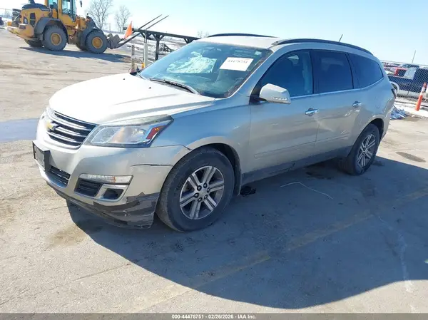 1GNKVHKD0GJ259835 2016 CHEVROLET TRAVERSE - Image 2