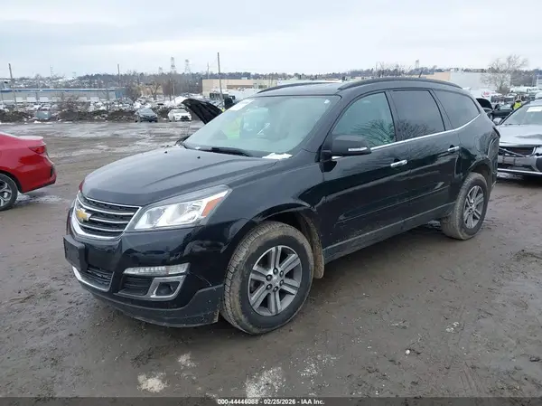 1GNKVHKD0GJ281009 2016 CHEVROLET TRAVERSE - Image 2
