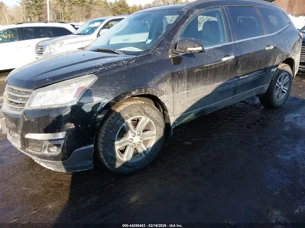 1GNKVHKD0GJ314798 2016 CHEVROLET TRAVERSE - Image 2