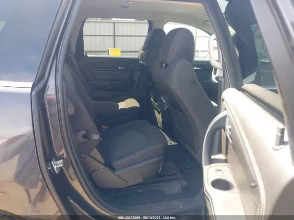 1GNKVHKD0HJ110181 2017 CHEVROLET TRAVERSE - Image 8